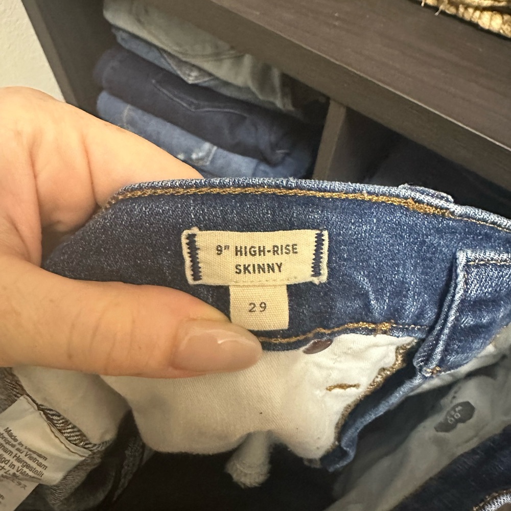 Madewell Jeans | High Rise Skinny (9-inch) - Picture 4 of 5